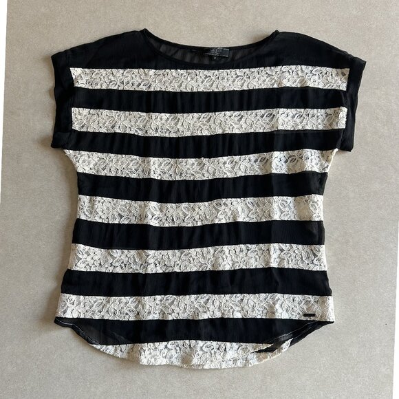 Guess Striped Lace Top ASO Tori Vega - Picture 2 of 8
